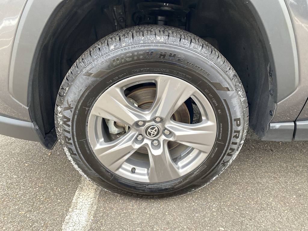 Thumbnail: 2024 Toyota RAV4 - 8