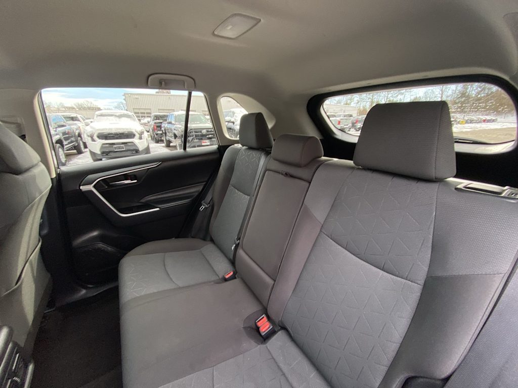 Thumbnail: 2024 Toyota RAV4 - 12