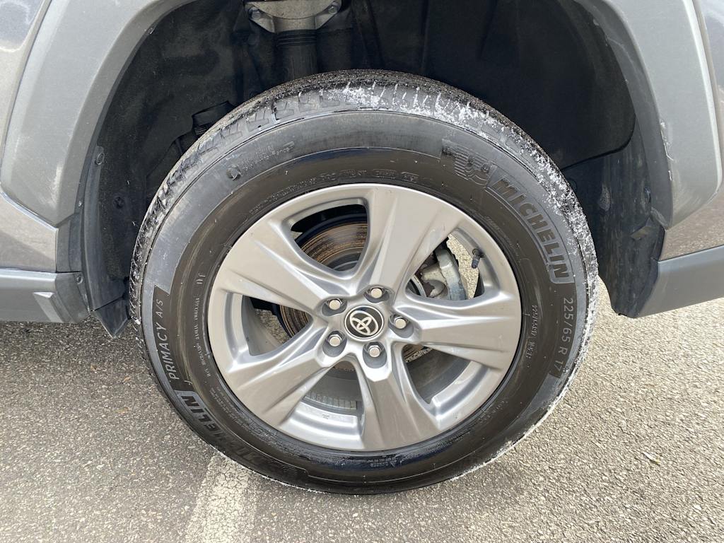 Thumbnail: 2024 Toyota RAV4 - 21