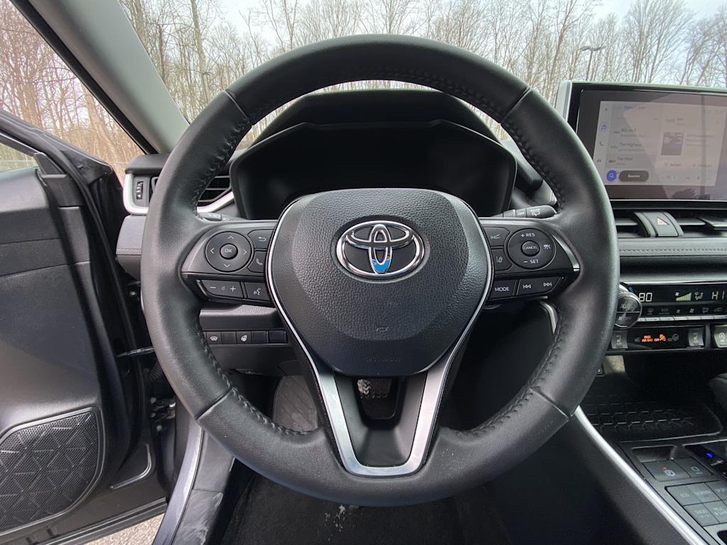 Thumbnail: 2024 Toyota RAV4 - 13