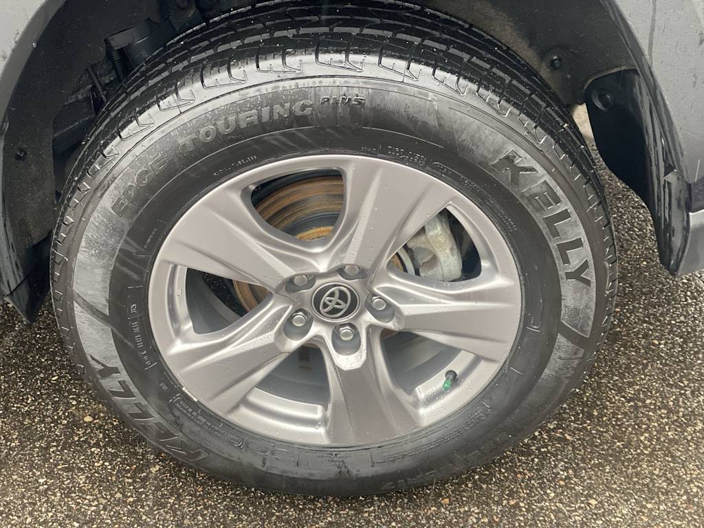 Thumbnail: 2024 Toyota RAV4 - 23