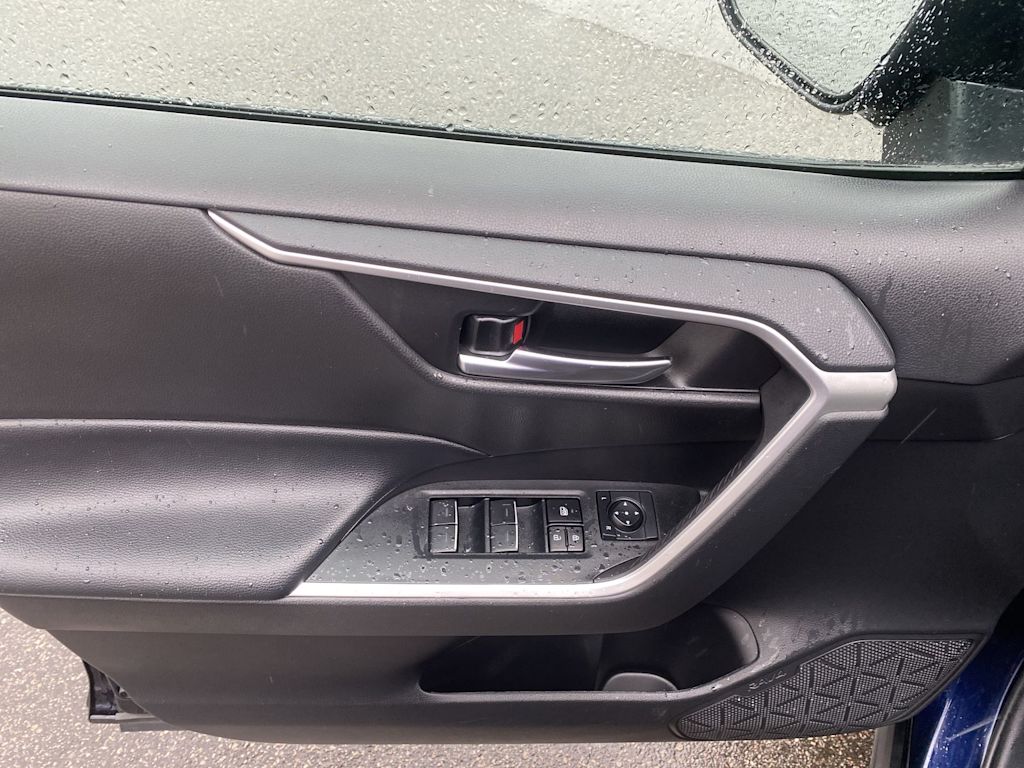 Thumbnail: 2024 Toyota RAV4 - 26