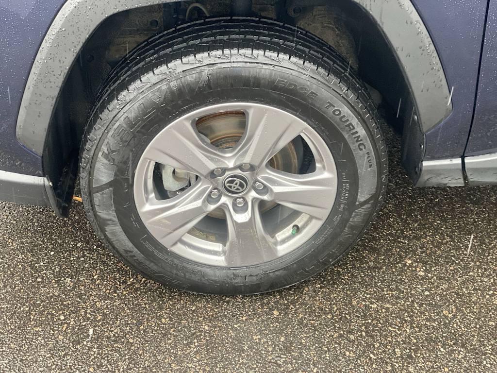 Thumbnail: 2024 Toyota RAV4 - 8