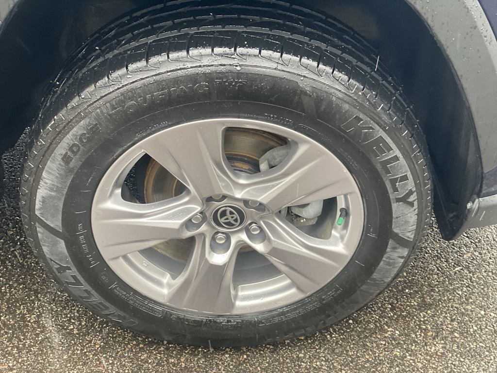 Thumbnail: 2024 Toyota RAV4 - 25