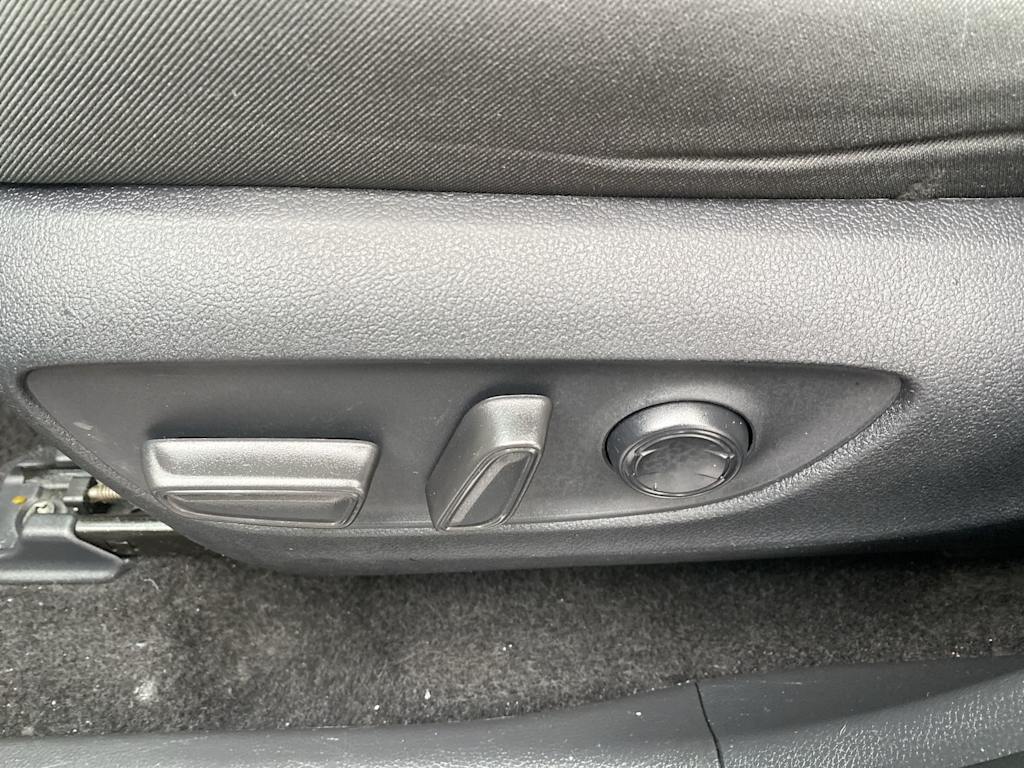 Thumbnail: 2024 Toyota RAV4 - 28