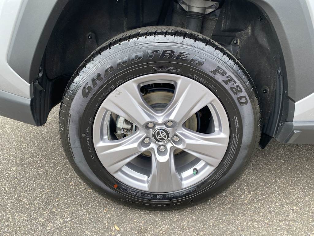 Thumbnail: 2025 Toyota RAV4 - 20