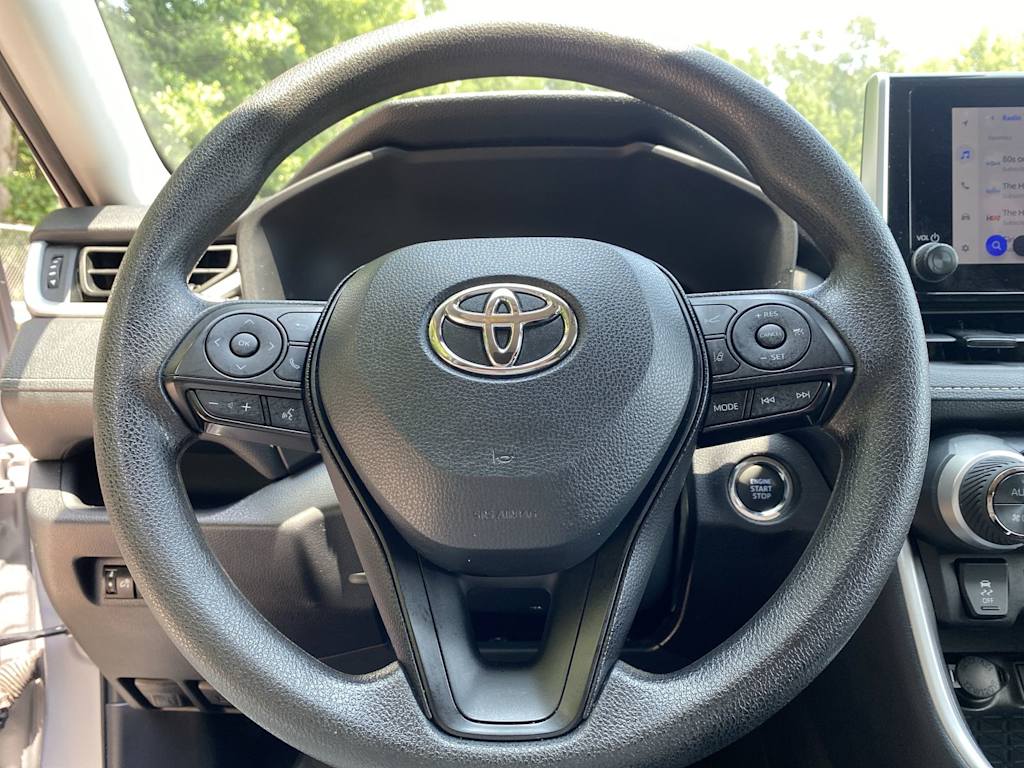 Thumbnail: 2025 Toyota RAV4 - 12