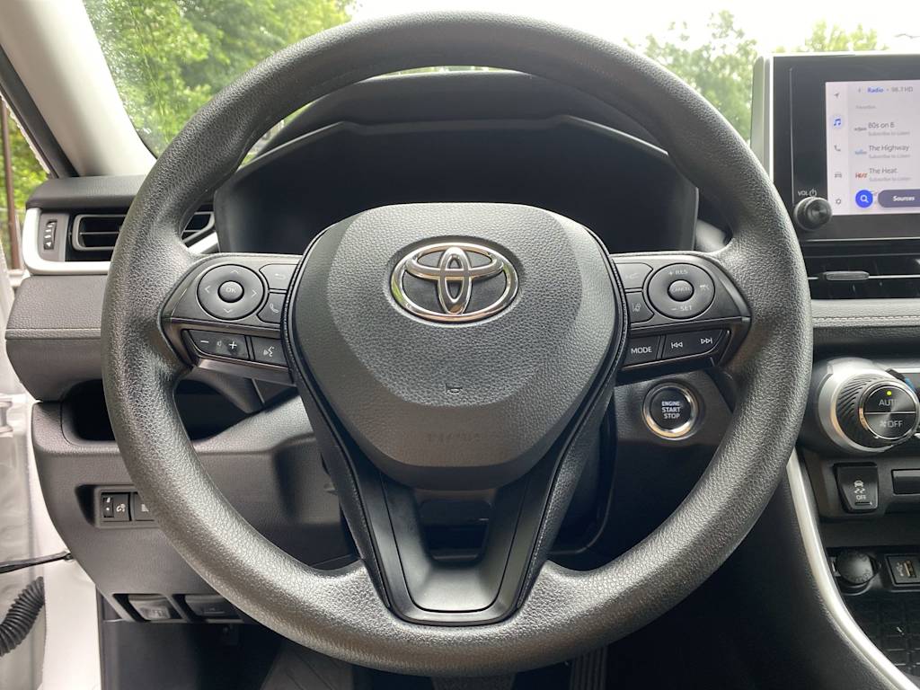 Thumbnail: 2025 Toyota RAV4 - 11