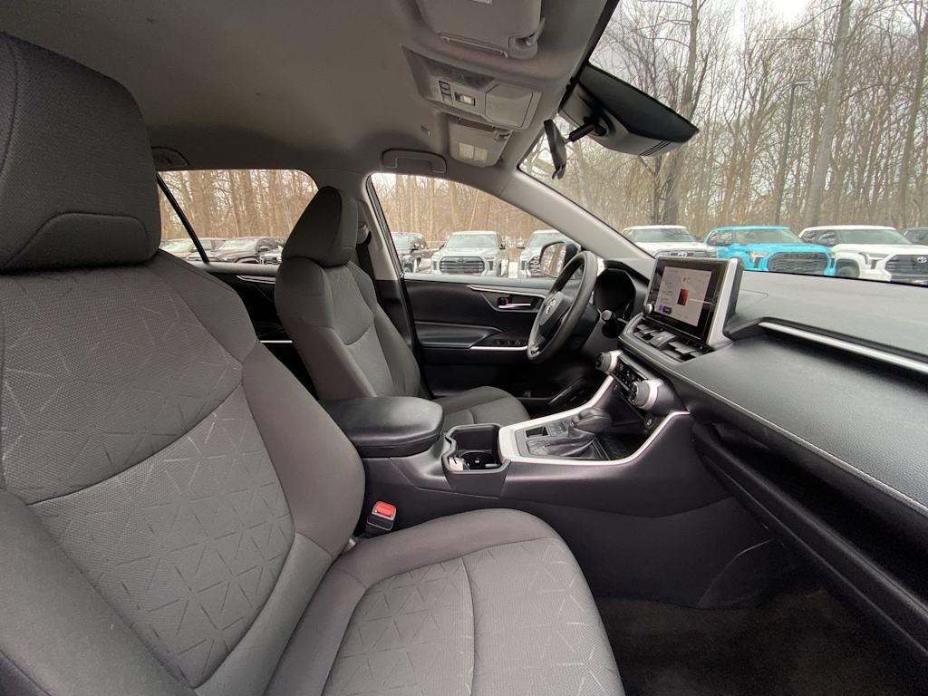 Thumbnail: 2024 Toyota RAV4 - 26