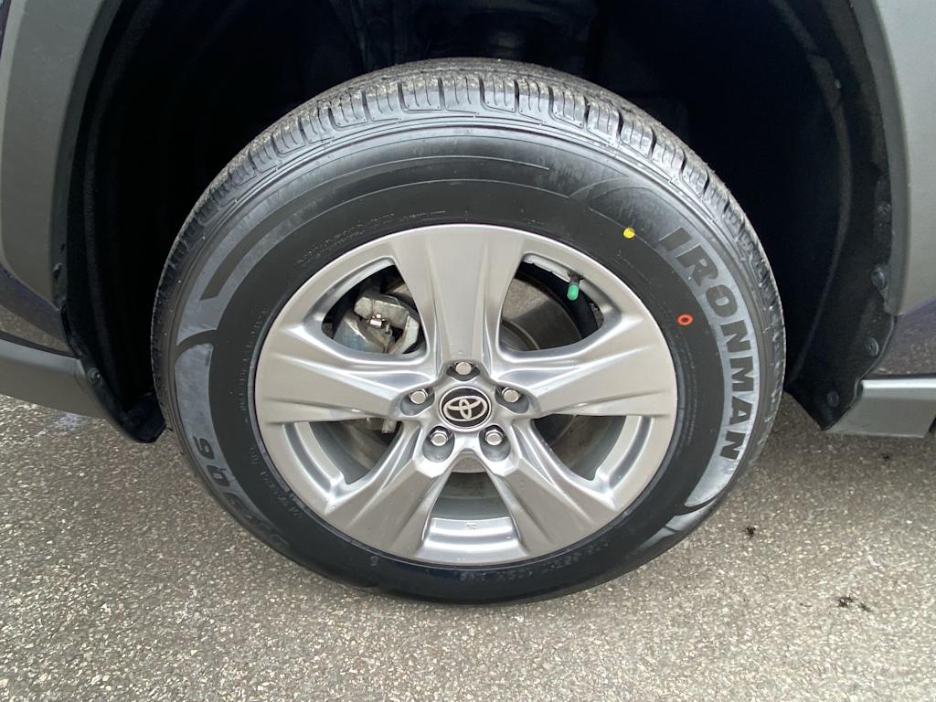 Thumbnail: 2024 Toyota RAV4 - 7