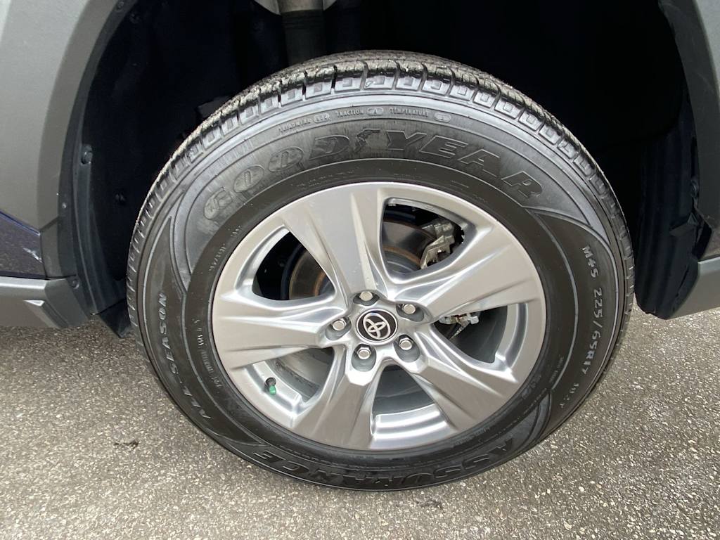 Thumbnail: 2024 Toyota RAV4 - 22