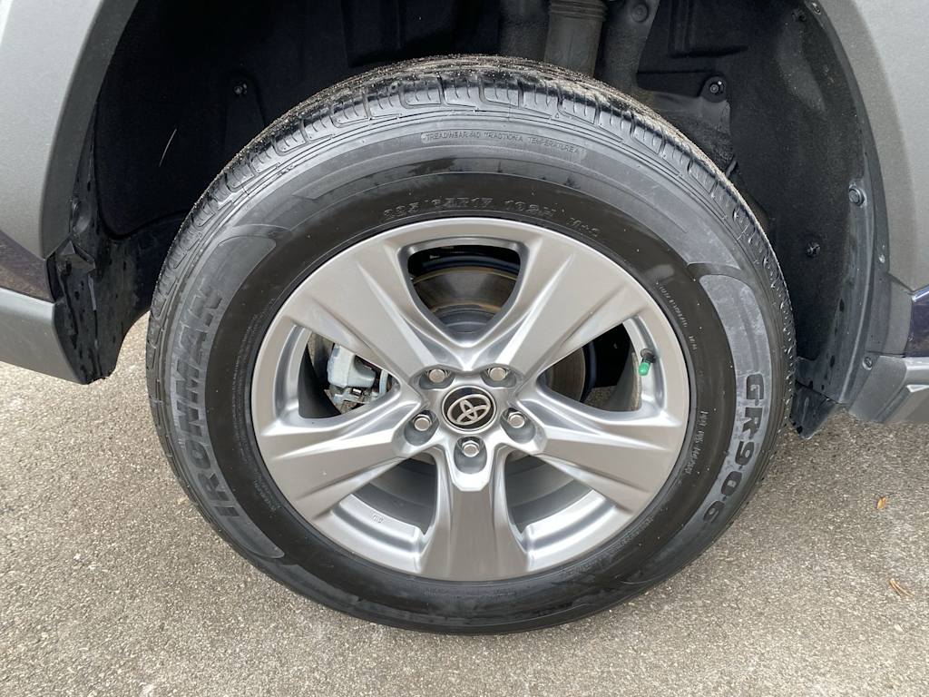 Thumbnail: 2024 Toyota RAV4 - 23