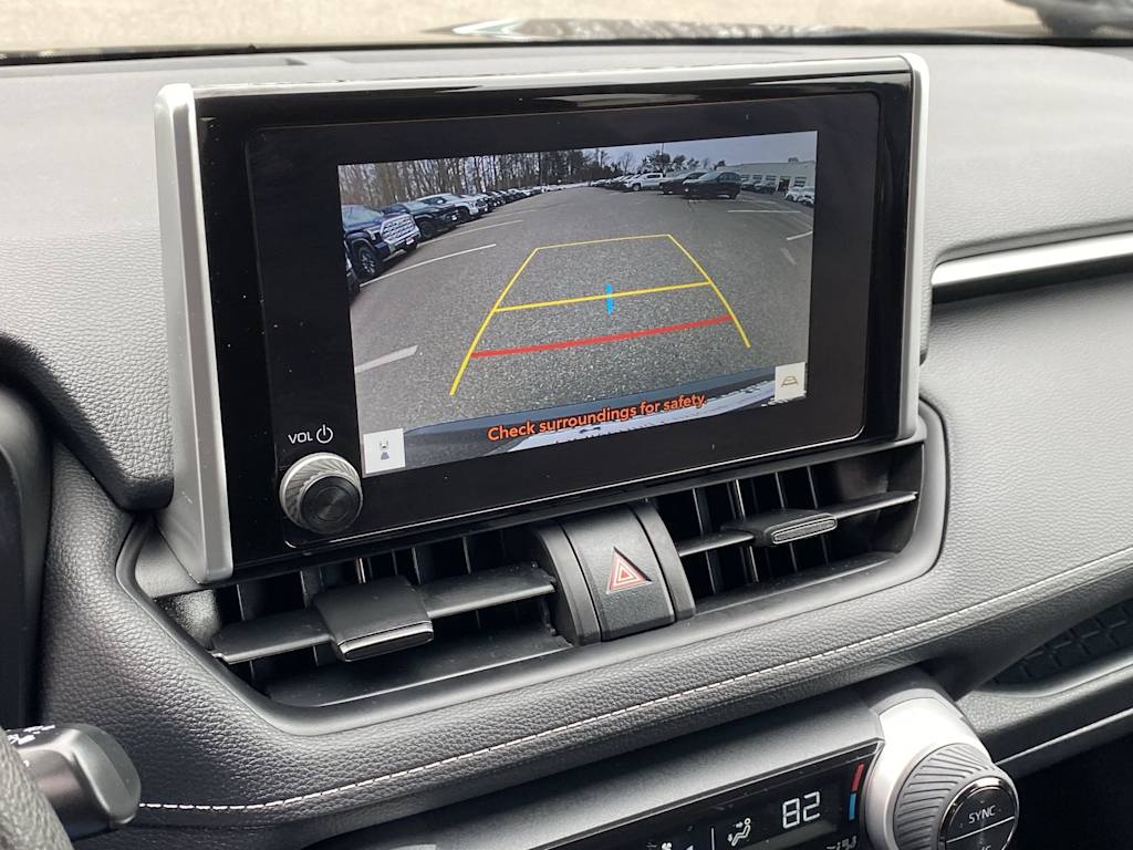 Thumbnail: 2025 Toyota RAV4 - 32