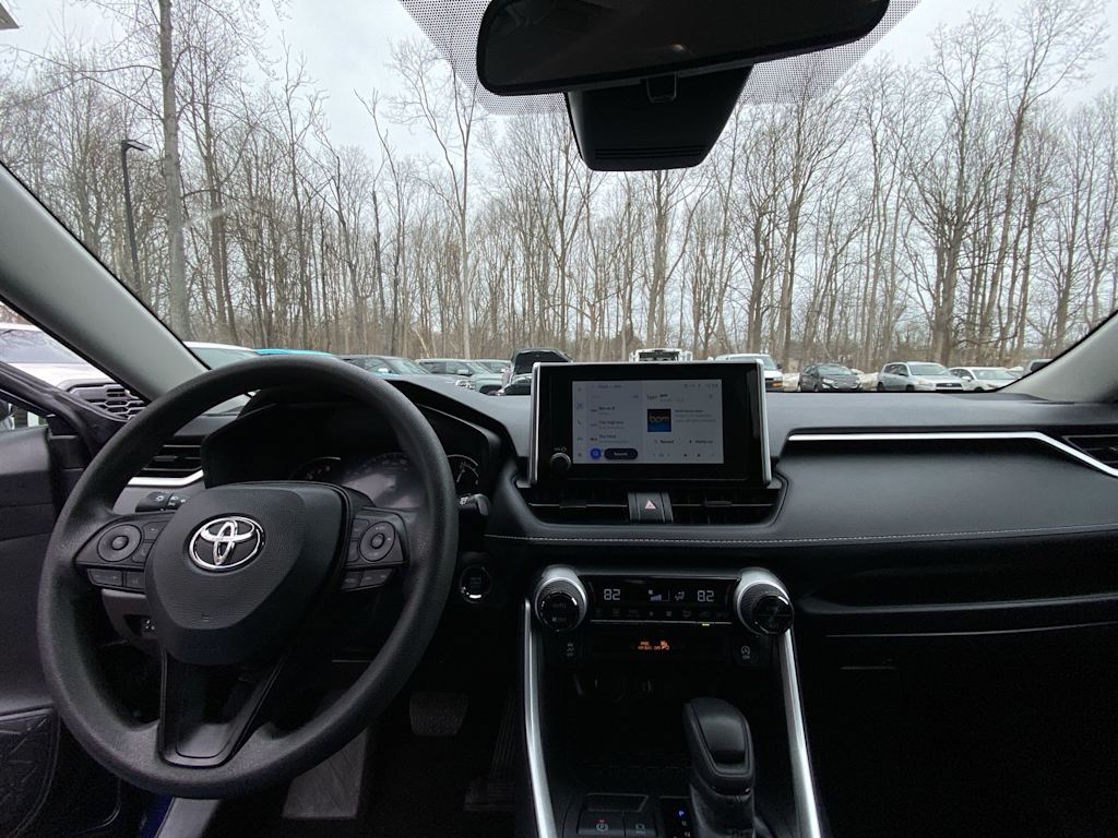 Thumbnail: 2025 Toyota RAV4 - 2