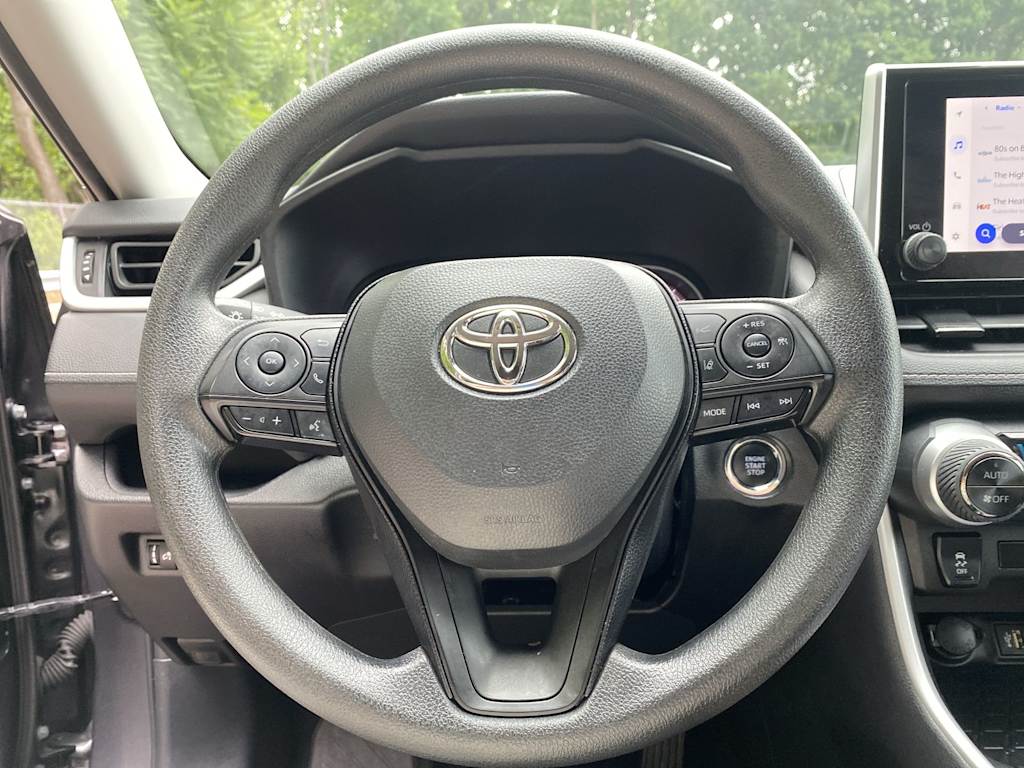 Thumbnail: 2025 Toyota RAV4 - 8