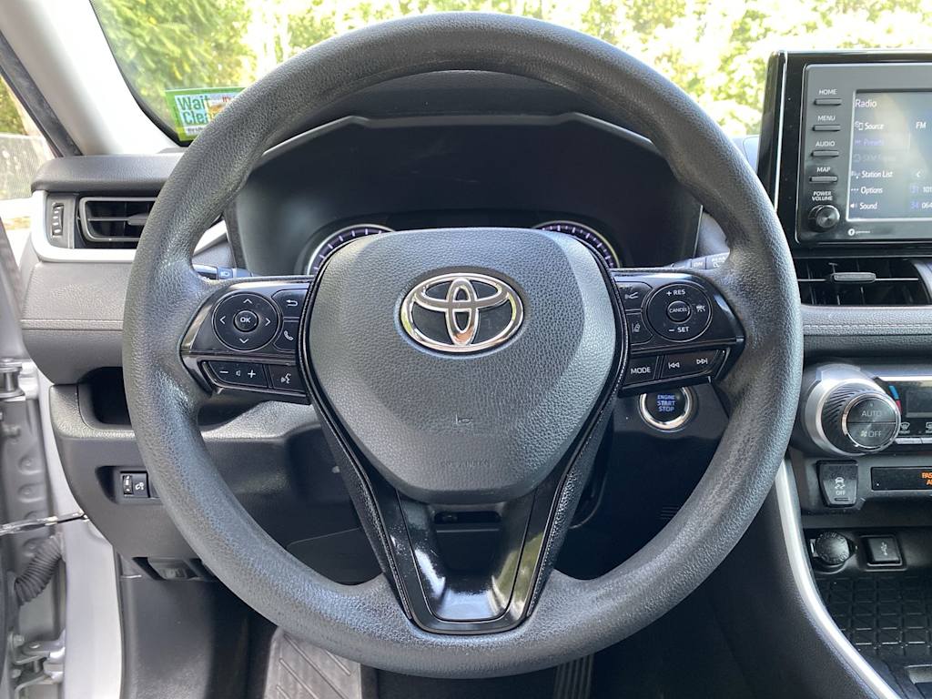 Thumbnail: 2020 Toyota RAV4 - 13
