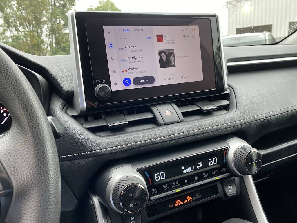 Thumbnail: 2024 Toyota RAV4 - 13