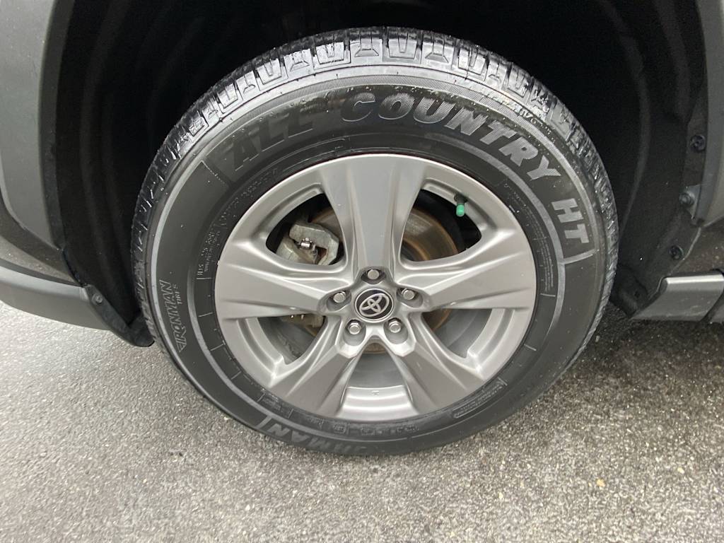 Thumbnail: 2024 Toyota RAV4 - 7