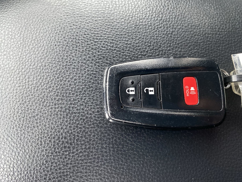 Thumbnail: 2024 Toyota RAV4 - 17