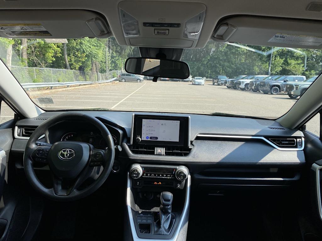 Thumbnail: 2025 Toyota RAV4 - 2