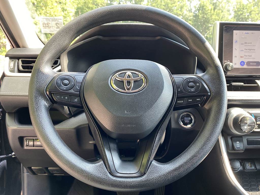 Thumbnail: 2025 Toyota RAV4 - 12