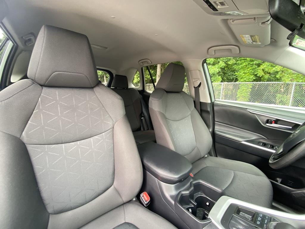 Thumbnail: 2025 Toyota RAV4 - 30