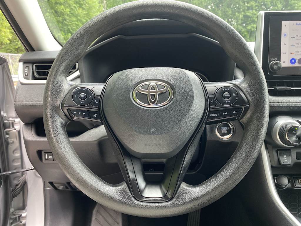 Thumbnail: 2025 Toyota RAV4 - 12