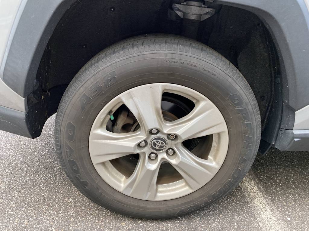 Thumbnail: 2021 Toyota RAV4 - 37