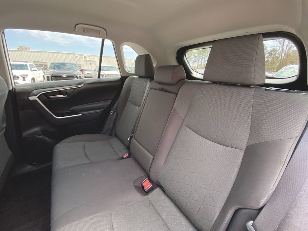 2024 Toyota RAV4 XLE 11