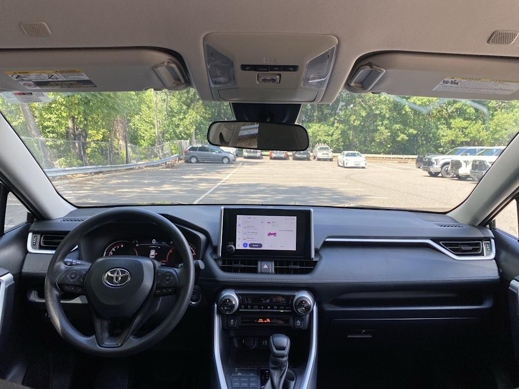 Thumbnail: 2025 Toyota RAV4 - 2