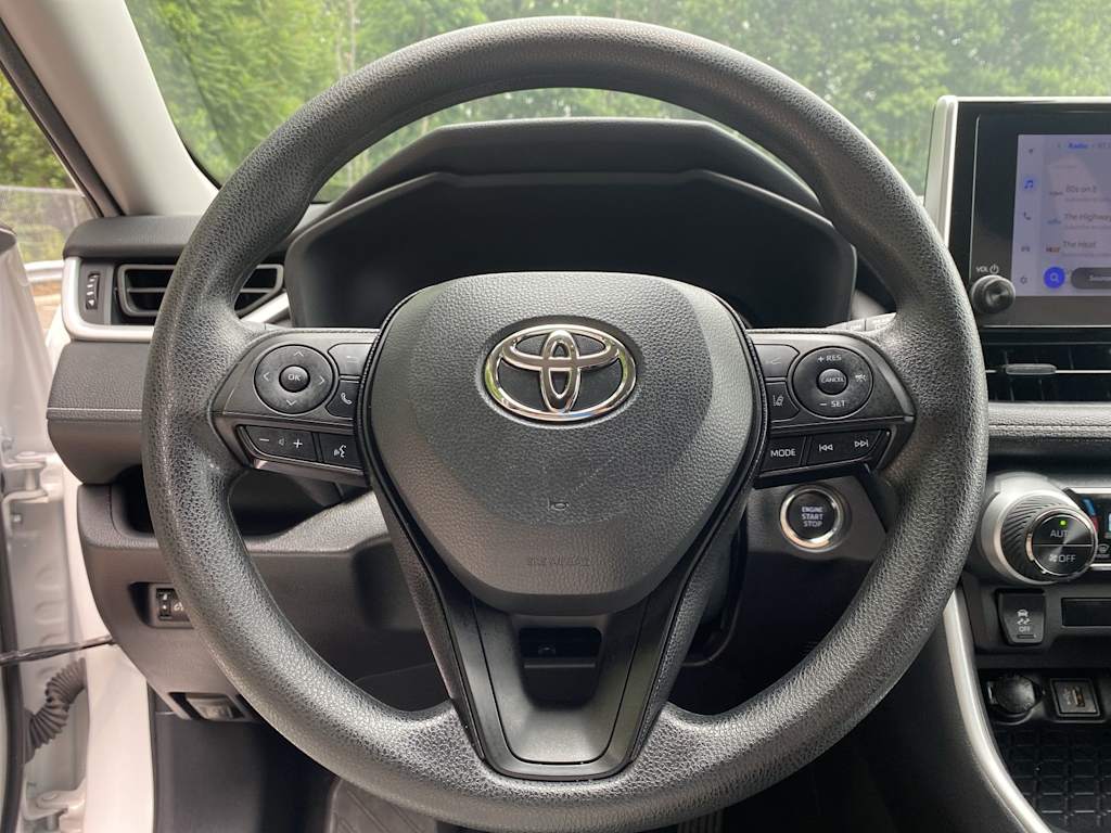 Thumbnail: 2025 Toyota RAV4 - 13