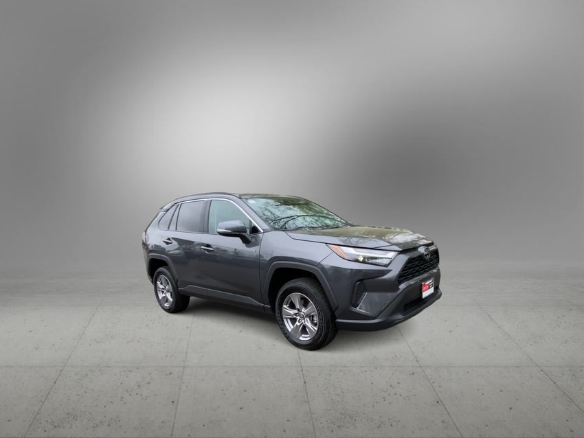 2024 Toyota RAV4 XLE 6