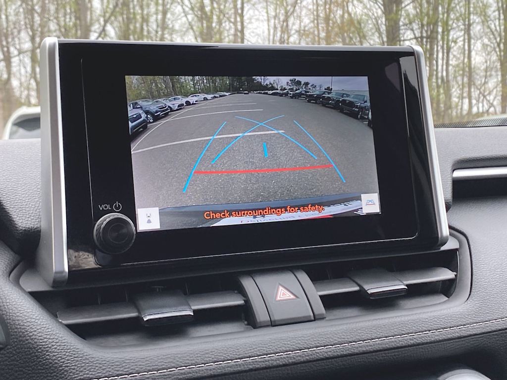 2024 Toyota RAV4 XLE 30