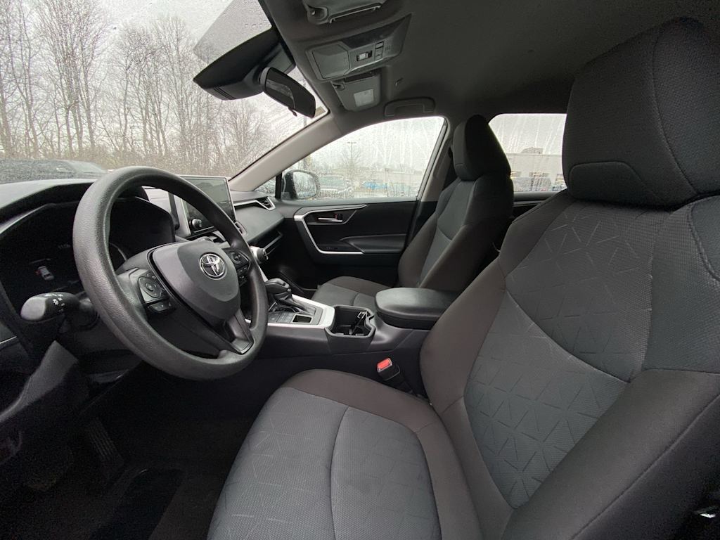 Thumbnail: 2025 Toyota RAV4 - 9