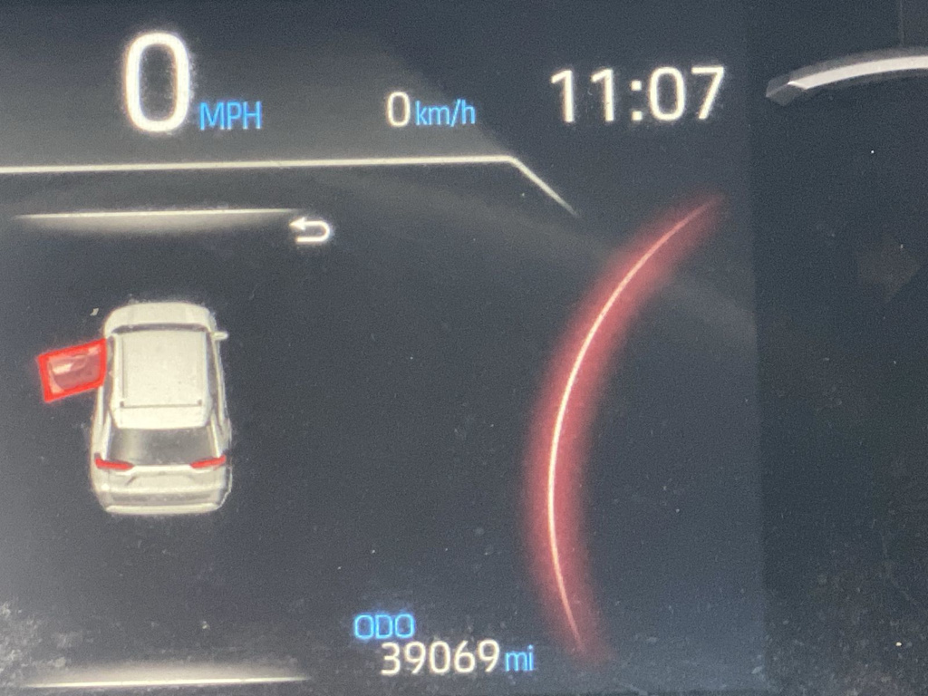 Thumbnail: 2025 Toyota RAV4 - 14