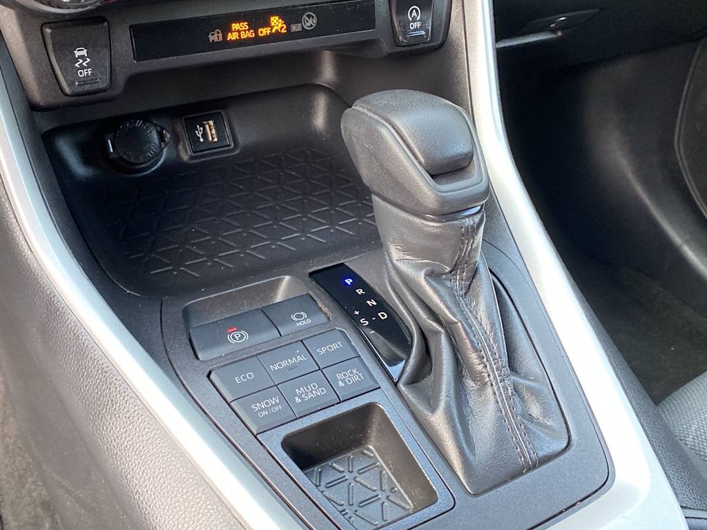 Thumbnail: 2024 Toyota RAV4 - 14