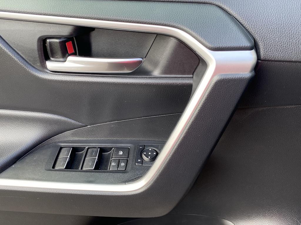 Thumbnail: 2024 Toyota RAV4 - 23