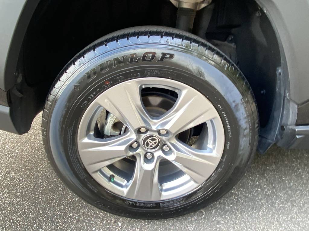 Thumbnail: 2024 Toyota RAV4 - 21