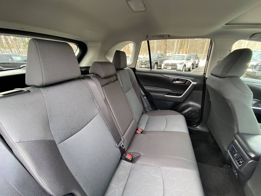 Thumbnail: 2025 Toyota RAV4 - 27