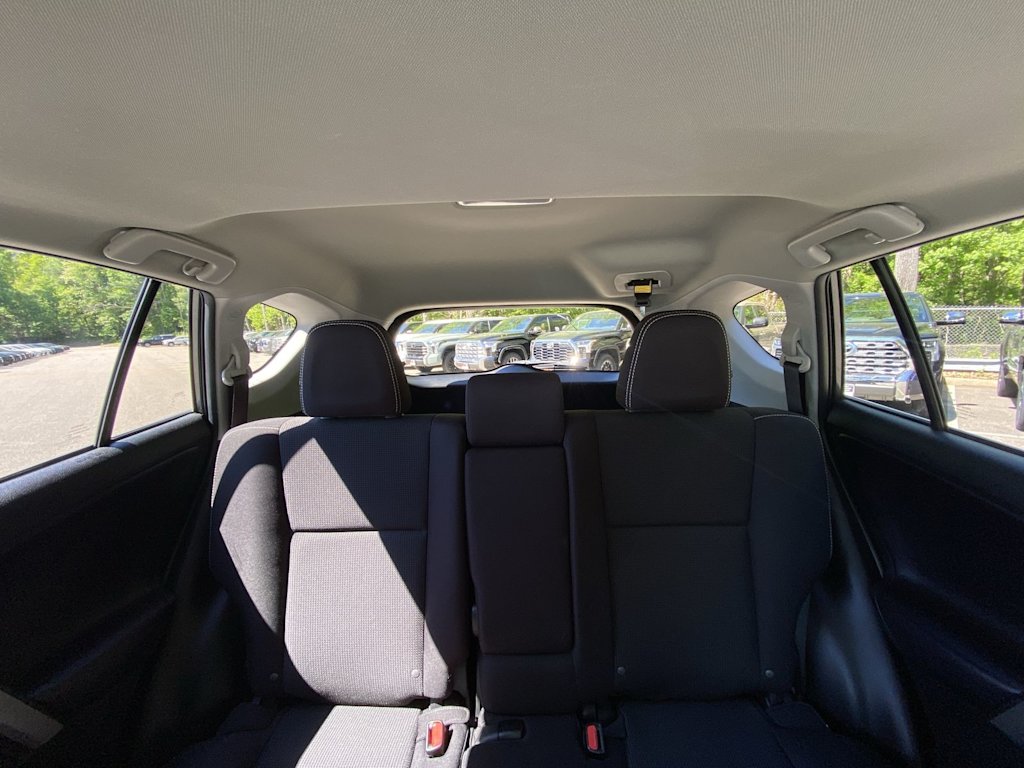 Thumbnail: 2018 Toyota RAV4 - 25