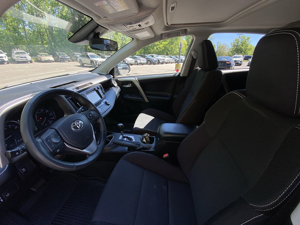 Thumbnail: 2018 Toyota RAV4 - 7