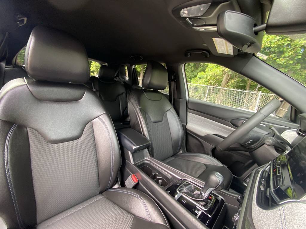 Thumbnail: 2024 Jeep Compass - 32