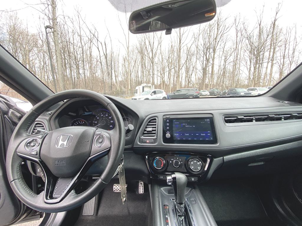 2020 Honda HR-V Sport 2
