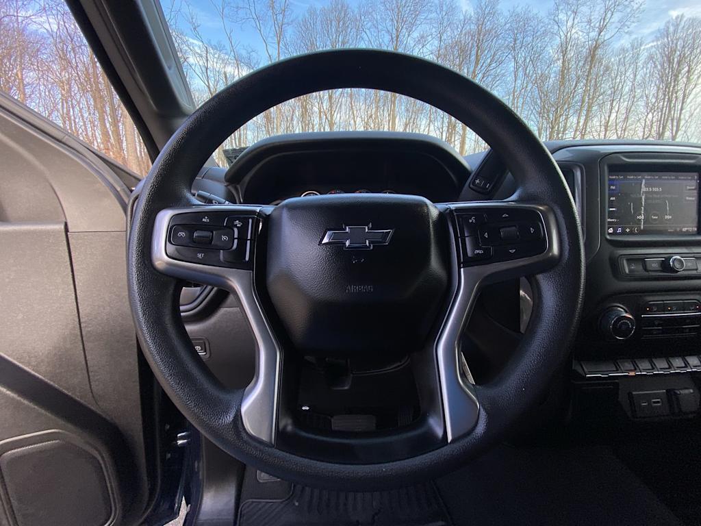 Thumbnail: 2022 Chevrolet Silverado 1500 - 10