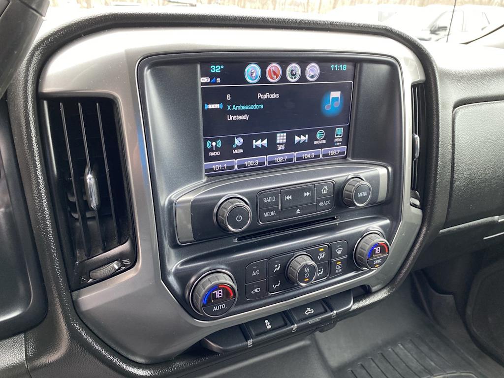 Thumbnail: 2017 Chevrolet Silverado 1500 - 30