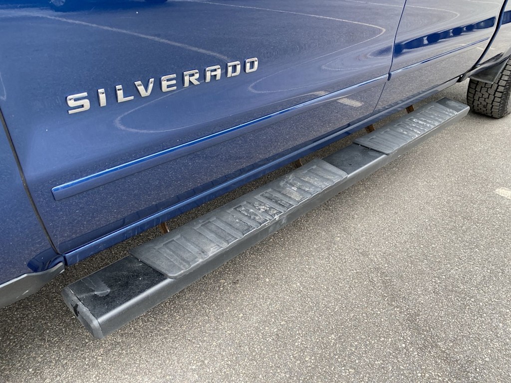 Thumbnail: 2017 Chevrolet Silverado 1500 - 24