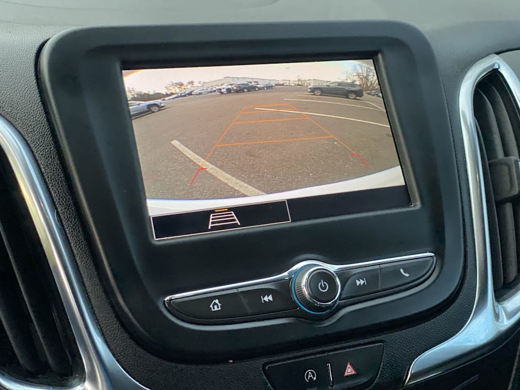 Thumbnail: 2022 Chevrolet Equinox - 36