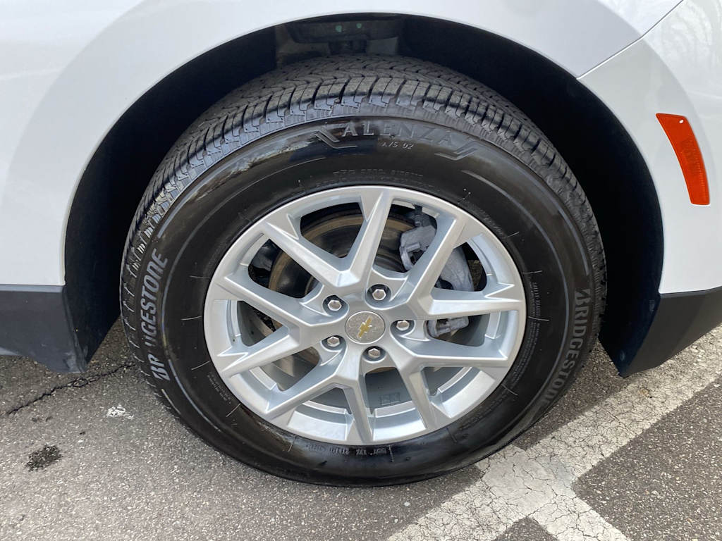 Thumbnail: 2022 Chevrolet Equinox - 29