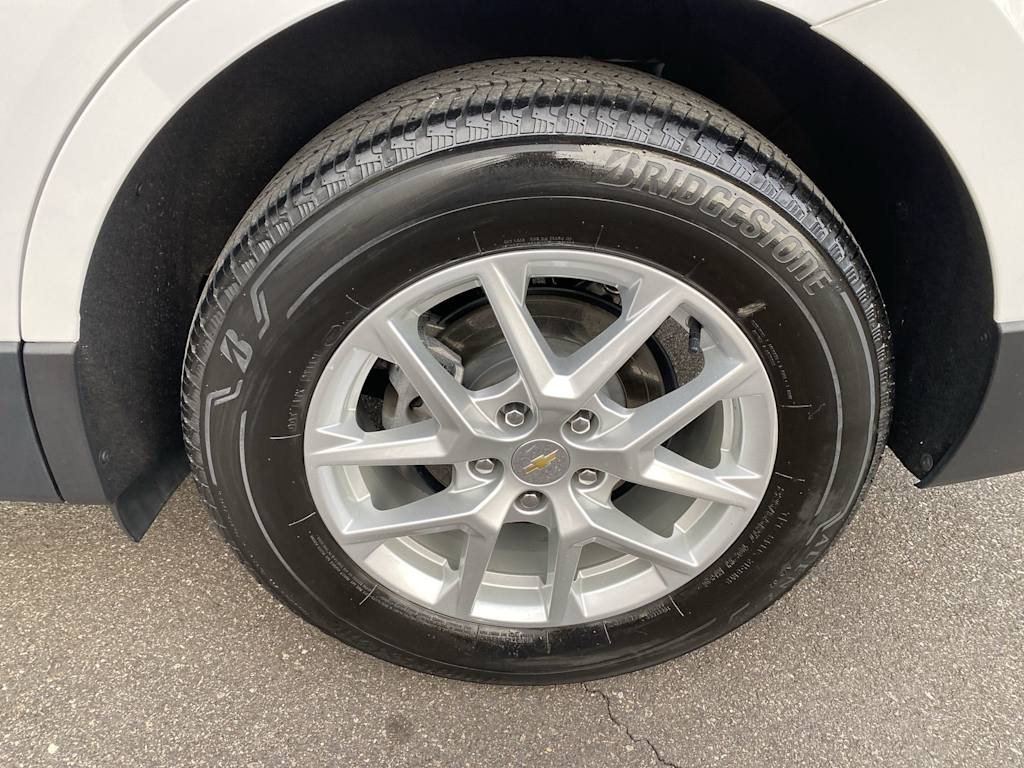 Thumbnail: 2022 Chevrolet Equinox - 27