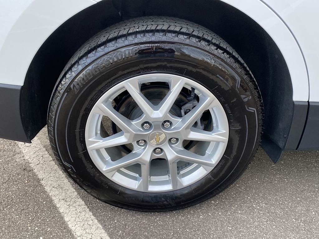 Thumbnail: 2022 Chevrolet Equinox - 28